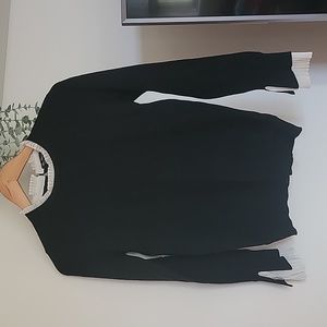 Villa Milano Black Sweater size M